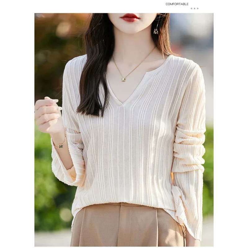 おしゃれなベースカジュアルで万能なルーズトランペット型の新作長袖セータートップス