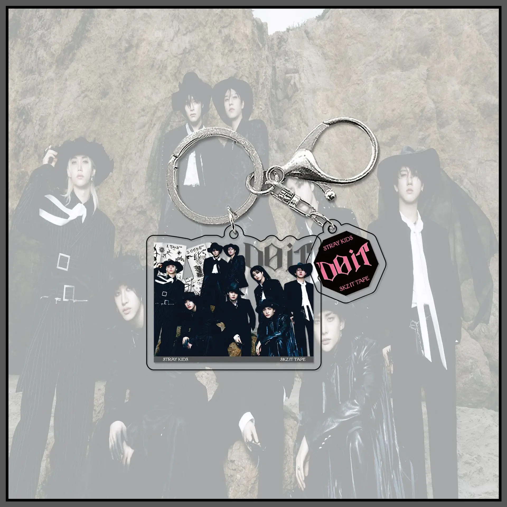 SKZOO Stray Kids キーホルダー KPOP ミニアルバム DO IT セレブグッズ、アクリルスタンド、デコレーション、ファンコレクションギフトプレゼント