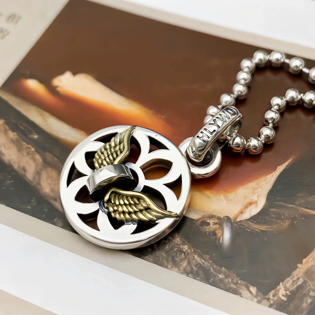 

Твердое серебро S925 Flying Eagle Cherry Blossom Маленькая круглая этикетка ОЖЕРЕЛЬЕ КУЛОН Мода Хип-хоп Модный свитер-цепочка аксессуар