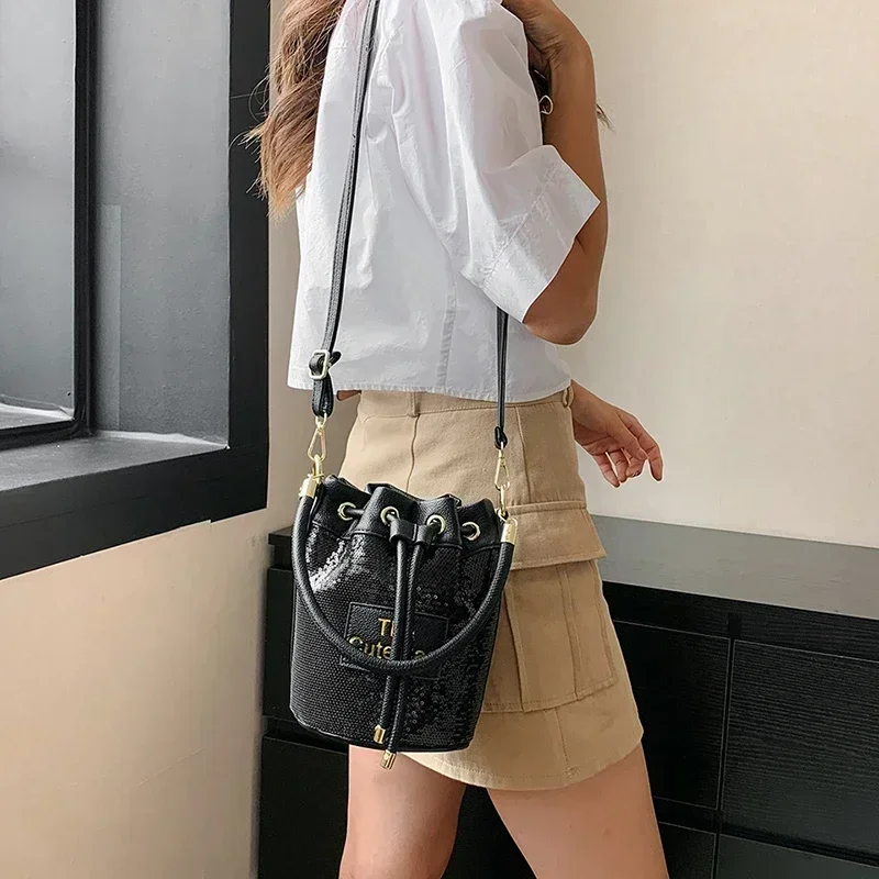 High Quality Casual Women\'s Drawstring Bucket Bag Fashion Sequin Crossbody Bag 2024 Trendy Youth Party Handbag Bolso De Mujer