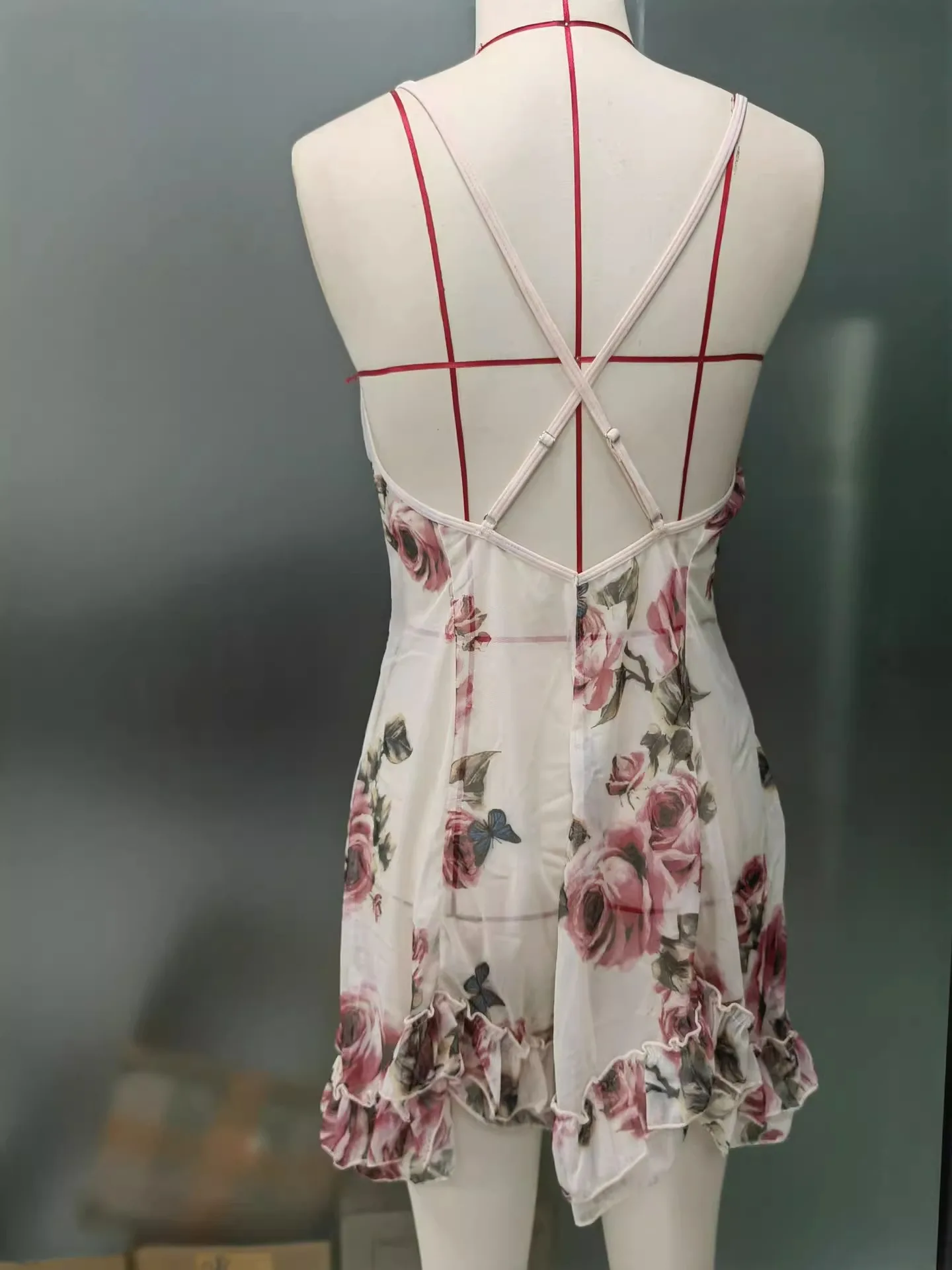 ホットセクシーな女性の花レース視点サスペンダーベアバックルーズドレスイングランドスタイルの気質ガール快適なドレス新しい