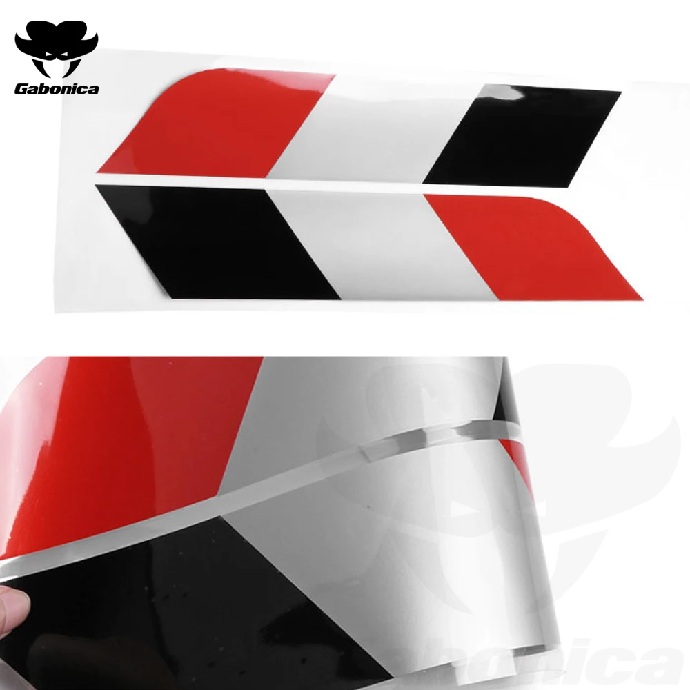 

2 Pcs Tricolor Stripe Car side skirt sticker For Audi Sport TT A3 A4 A5 A6 A7 A8 B5 B6 B7 B8 8P C6 C5 C7 Q2 Q3 Q5 Q7 Q8 RS4 RS6
