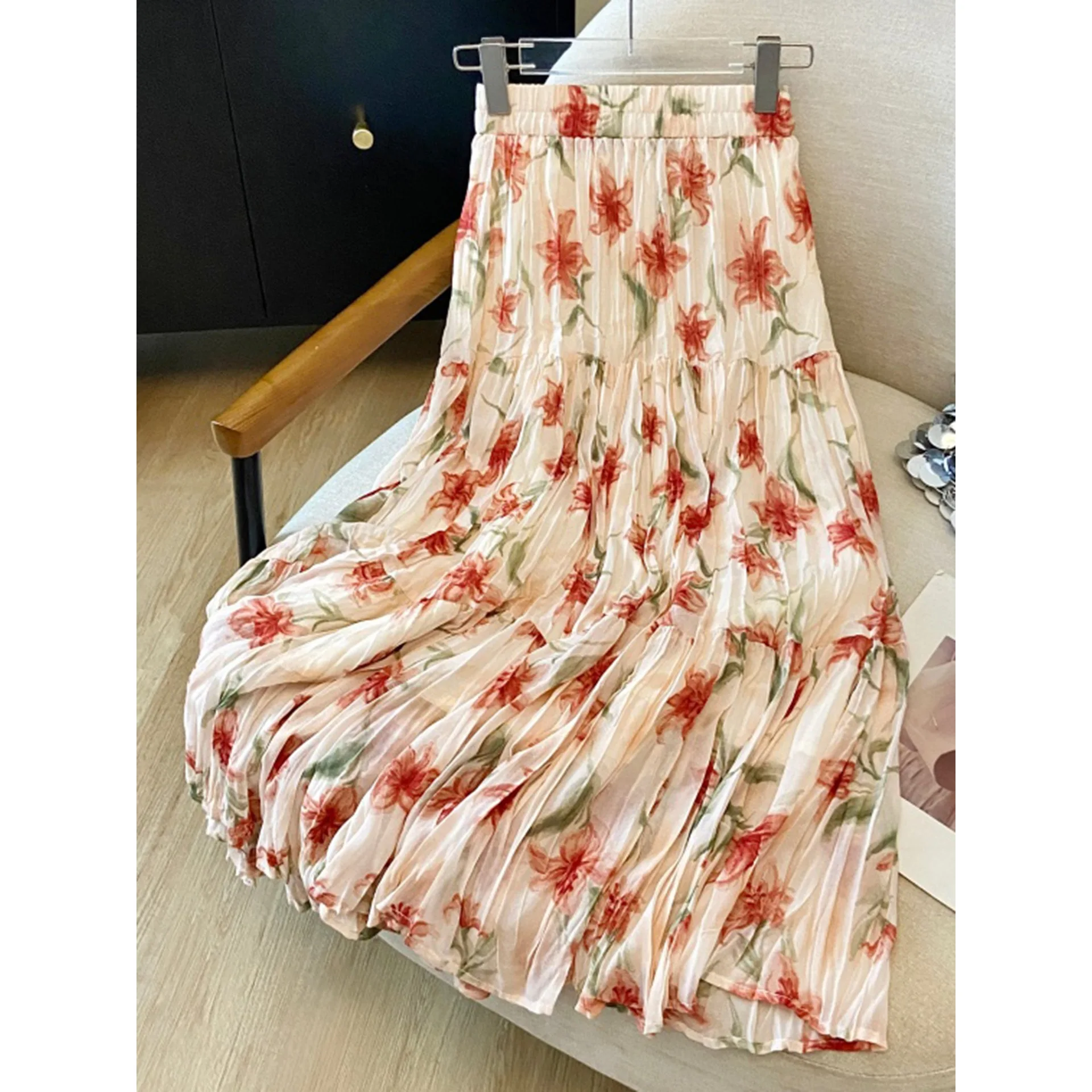 French New Peach Floral Print Tiered Pleated Midi Skirt High-waist Flowy Chiffon Skirt For Women Country Garden Vacation Outfits