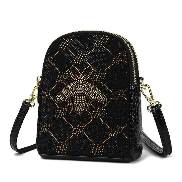 

Summer Essential Retro Bag for Women, Versatile Classic Design with Spacious Interior, Lightweight & Practical Everyday Use