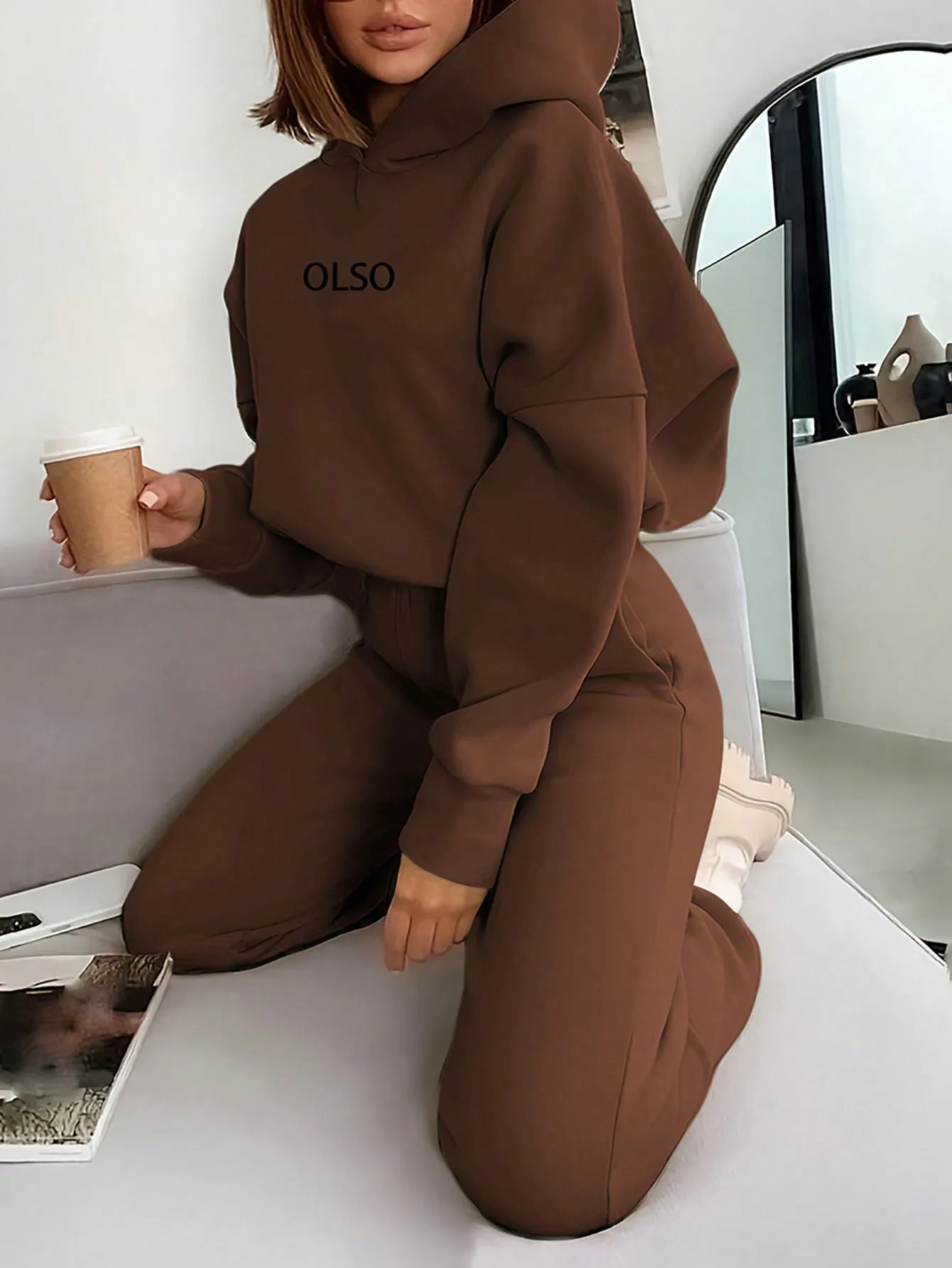 

2-Piece Women's Brown Casual Hoodie and Sweatpants Set, Loose Fit, Letter Print, Autumn Winter