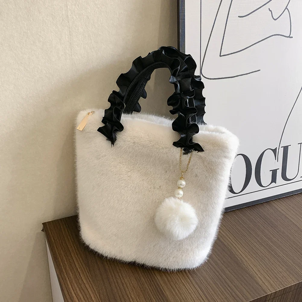 Autumn Winter Faux Fur Tote Bag for Women Plush Shoulder Bag Fluffy Handbag Purse Puffy Furry Top Handle Bag Pleated Shopper Bag