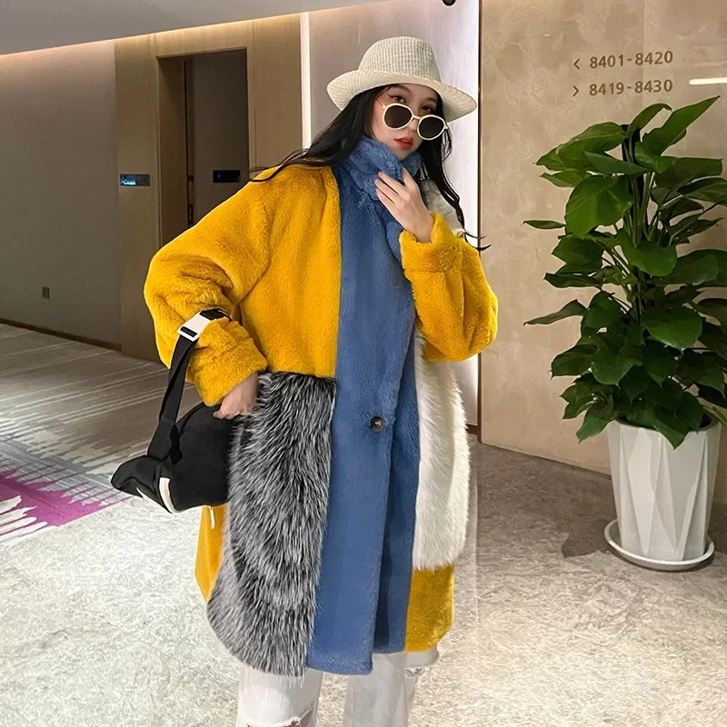 冬のフェイクファージャケット女性用毛皮のような暖かいスプライシングコントラストカラーブルーフェイクファーコートロングジャケットカーディガン女性