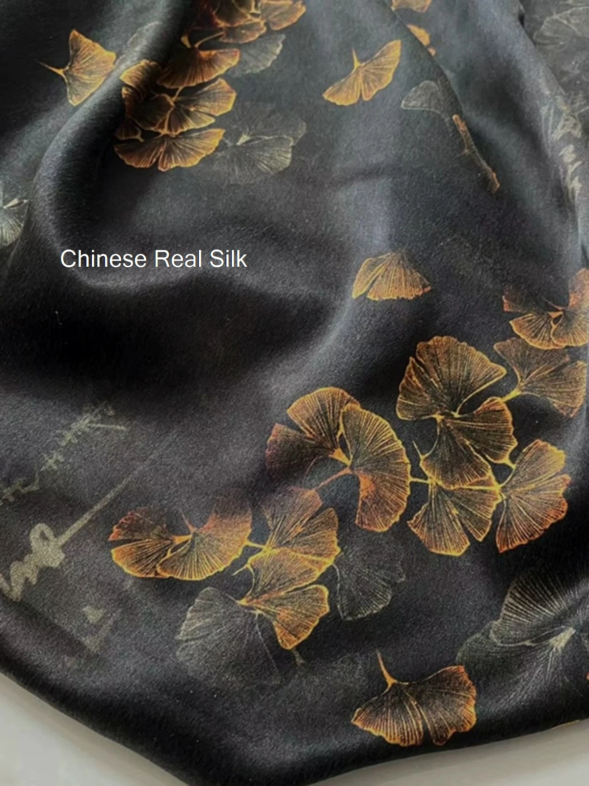 Heavy 50Momme Gold Ginkgo Fragrant Cloud Yarn Advanced Custom Cheongsam Hanfu Coat Fabric