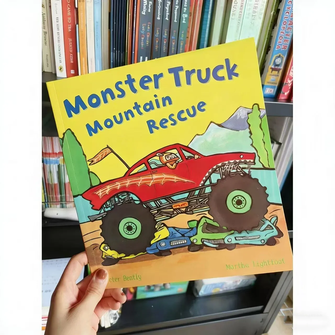 

8. английские детские книжки с картинками для родителей и детей. Английские книги-рассказчики Busy Wheels.