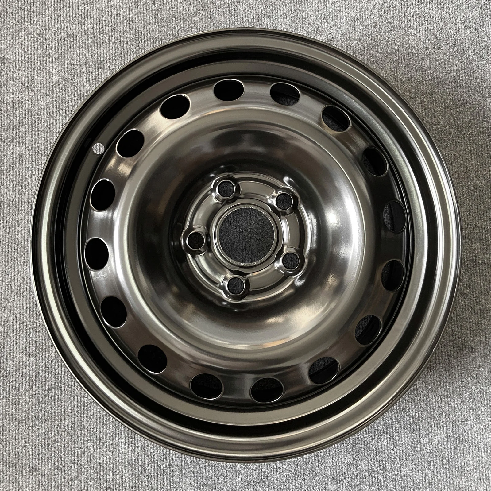 1 قطعة 15X6 بوصة محاور العجلات استبدال الحافات عجلات الصلب الأسود مناسبة لعجلات شيفروليه كروز 2016-2019