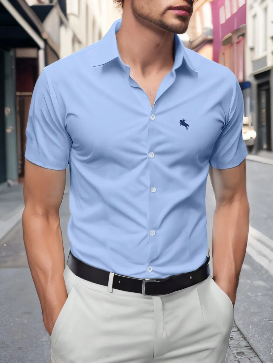 

Men's Light Blue Short Sleeve Button-Down Shirt with Equestrian Embroidery