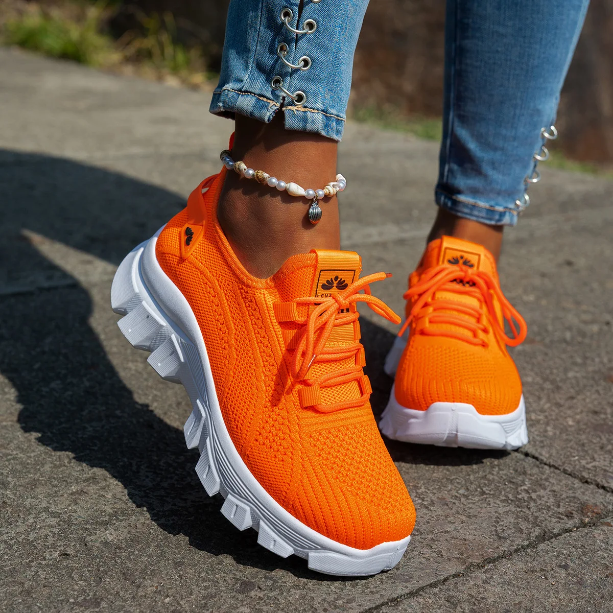 

Women Casual Sneakers Lightweight Breathable Dad Shoes Chunky Platform Walking Shoes Plus Size Fashion Retro Running Trainers Vu