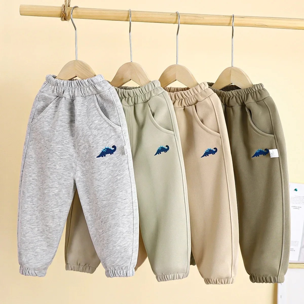 

New 2024 Autumn Kids Casual Loose Sweat Pants Baby Boys Cartoon Dinosaur Elastic Waist Trousers Sportswear Children's Clothing