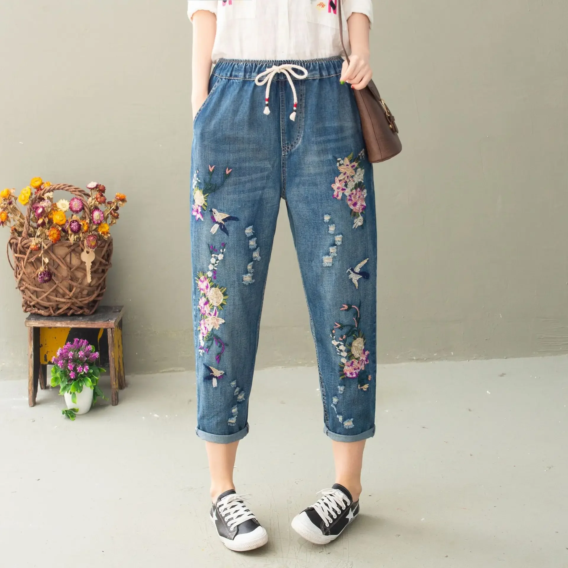 

Summer Autumn Womens Vintage Floral Loose Denim Pants 2023 Chinese Style Casual Ripped Blue Jeans Holes Elastic Harem Trousers