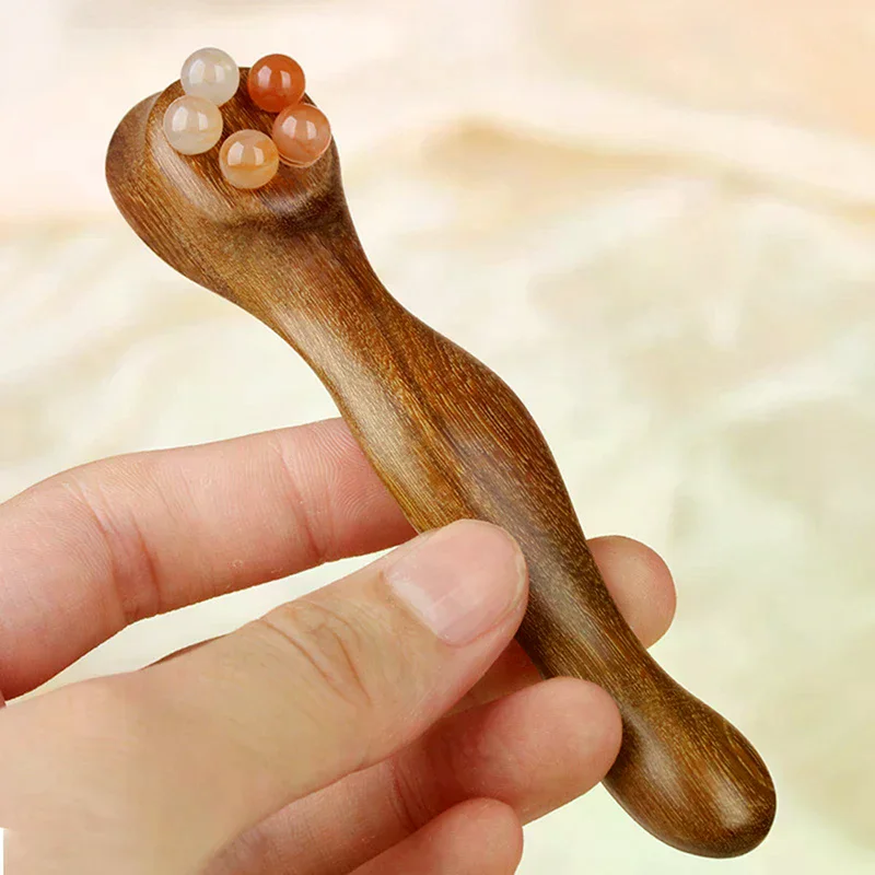 

Массажер для ухода за кожей лица Gua Sha, уменьшает отечность, массажная палочка для глаз из сандалового дерева, пять бусин, инструменты для массажа лица с стружкой лотоса