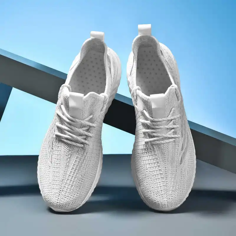 Thick Bottom Thick Heel White Trainers For Men Golf Casual Sports Shoes For Men Best Fashion Sneakers High Brand Choes
