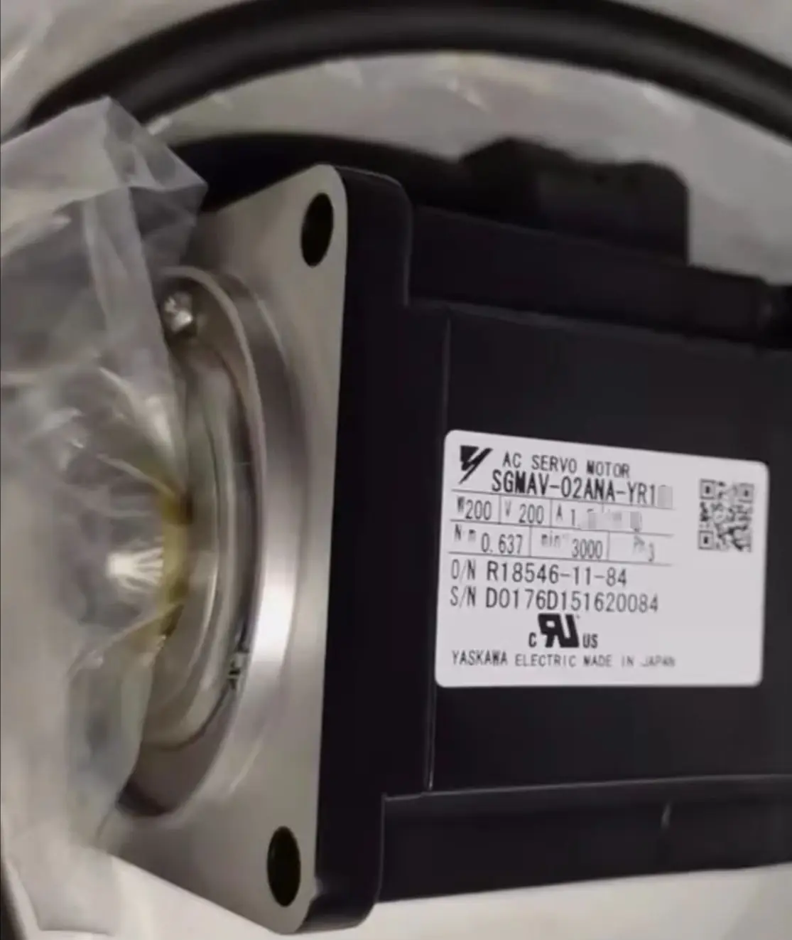 

SGMAV-02ANA-YR12 Brand New Servo Motor，Fast shipping SGMAV 02ANA YR12