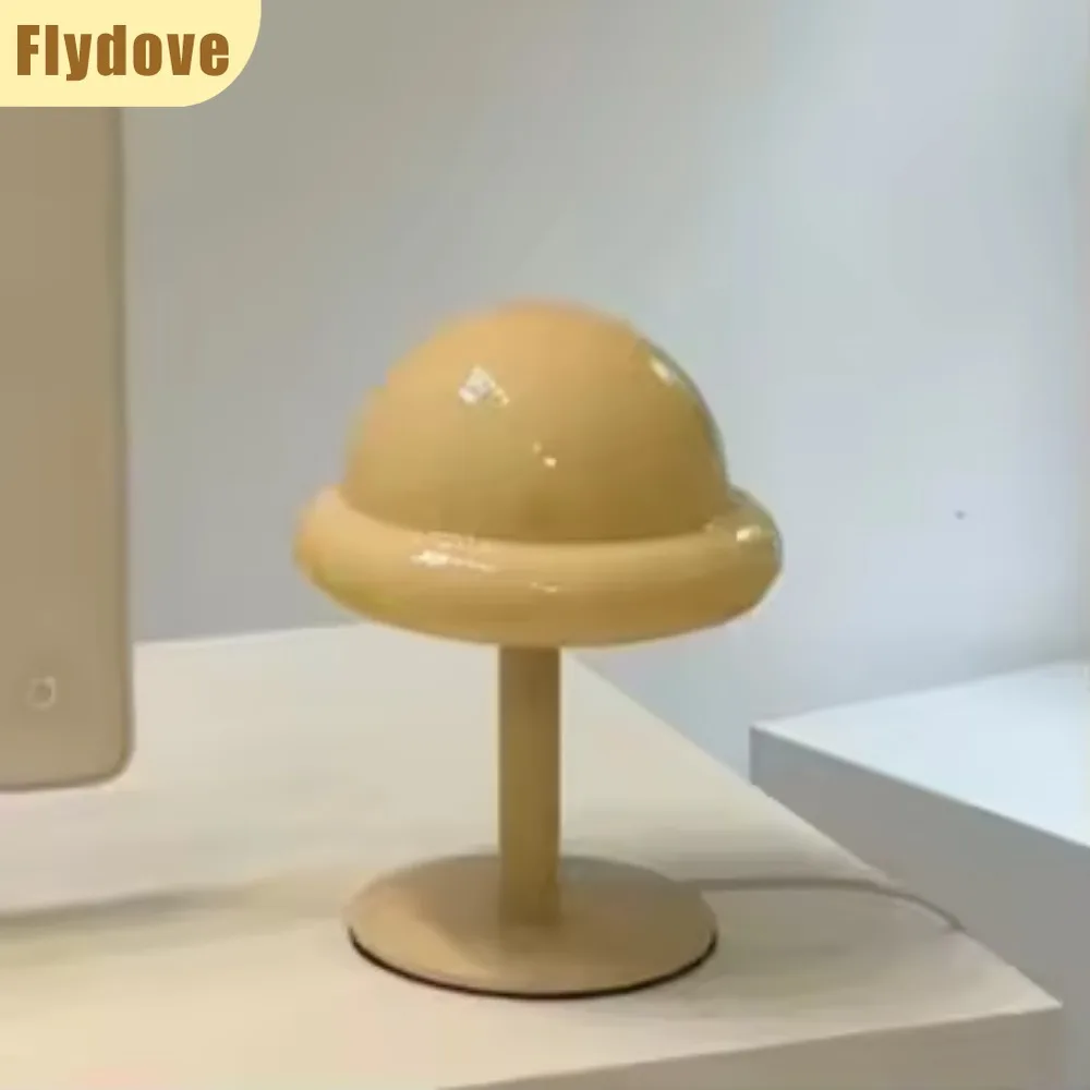 

Vintage Cream Colored Hat Shaped Desk Lamp Bauhaus Internet Famous Bedroom Bedside Decoration LED Atmosphere Glass Desk Lamp