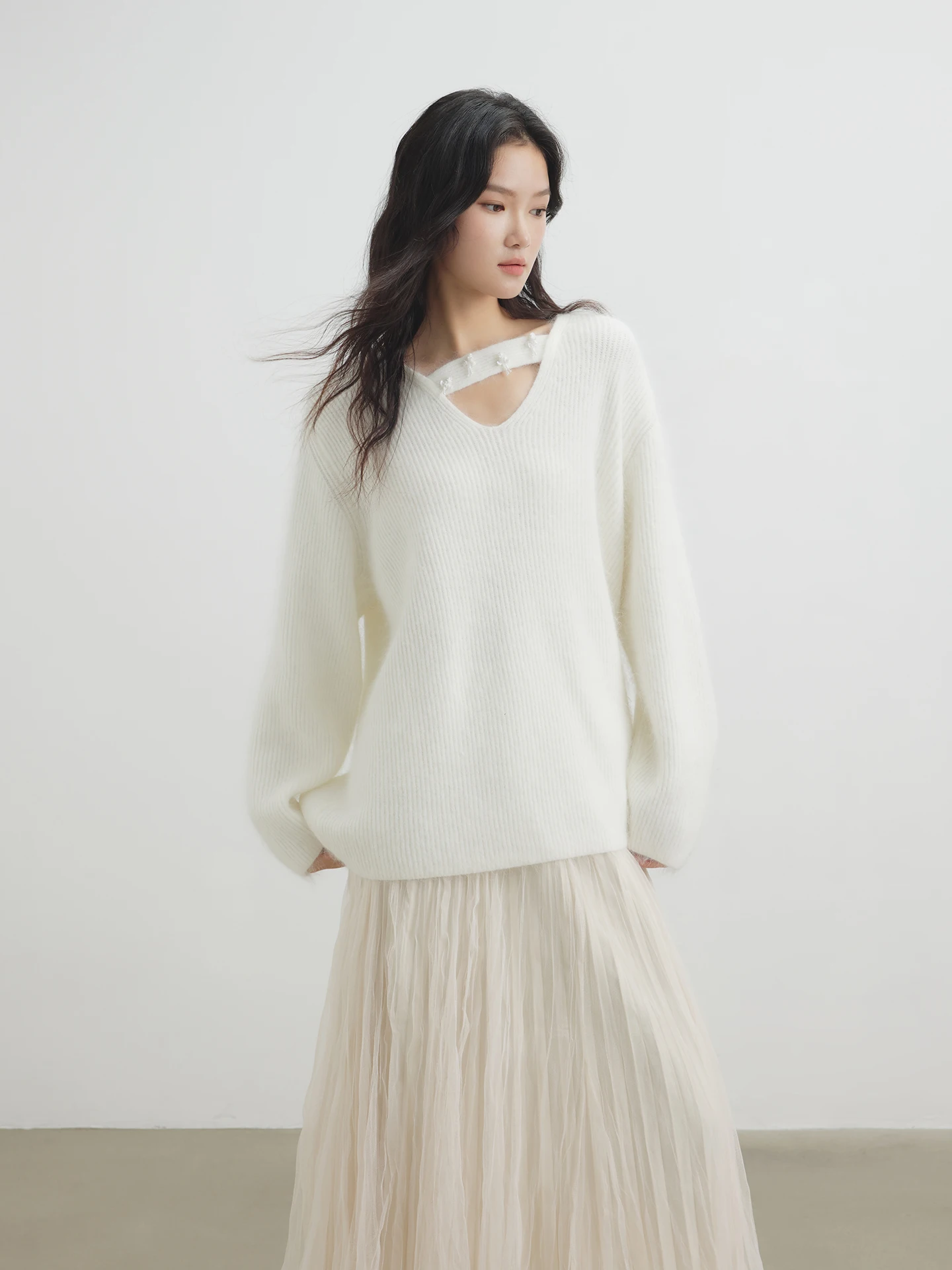 

Женский вязаный свитер Annata из кроличьего меха с V-образным вырезом, свободного кроя, теплый, с длинными рукавами, зимний топ, мягкий уютный пуловер, полосатый трикотаж