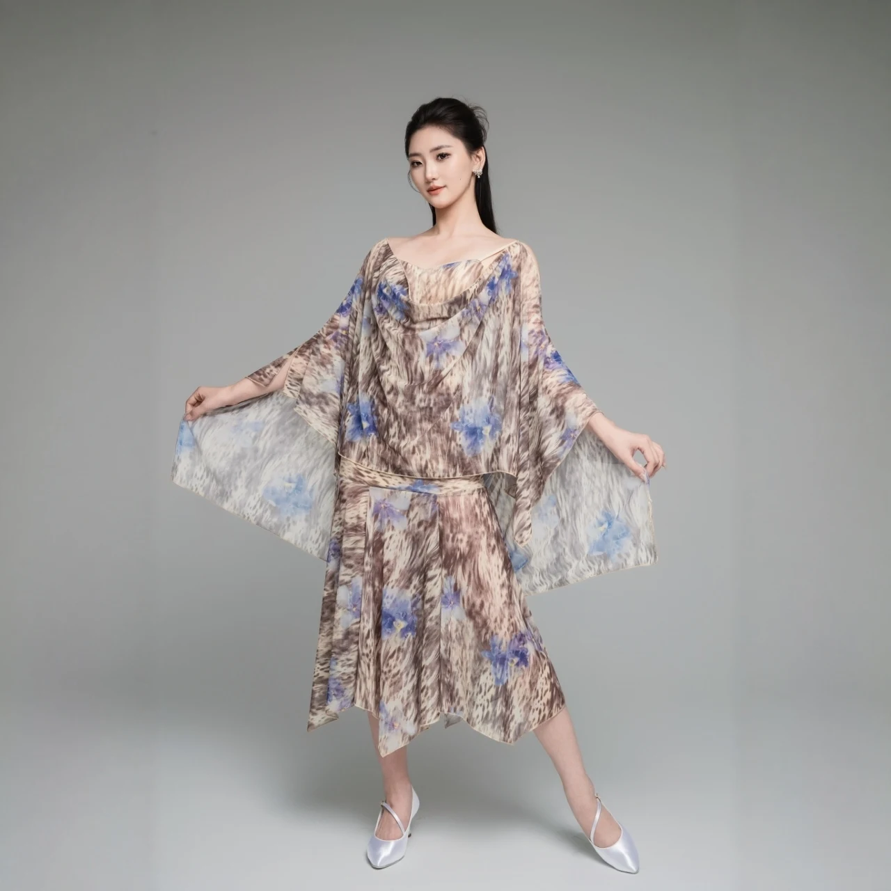 Costume de spectacle de danse de salle de bal pour femmes, vêtements de danse de valse, dos nu, hauts en dentelle irrégulière, jupe, robe de compétition, 2025 DNV24704