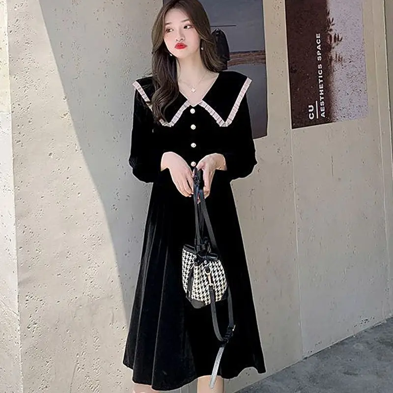 فساتين النساء بيتر بان طوق خمر النمط الفرنسي موضة Bodycon مزاجه الصلبة عادية العطاء الإناث الخريف جديد فساتين