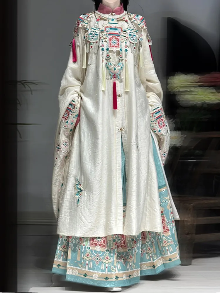 New Chinese-style Hanfu women's shoulder stand-up collar long dress with heavy embroidery