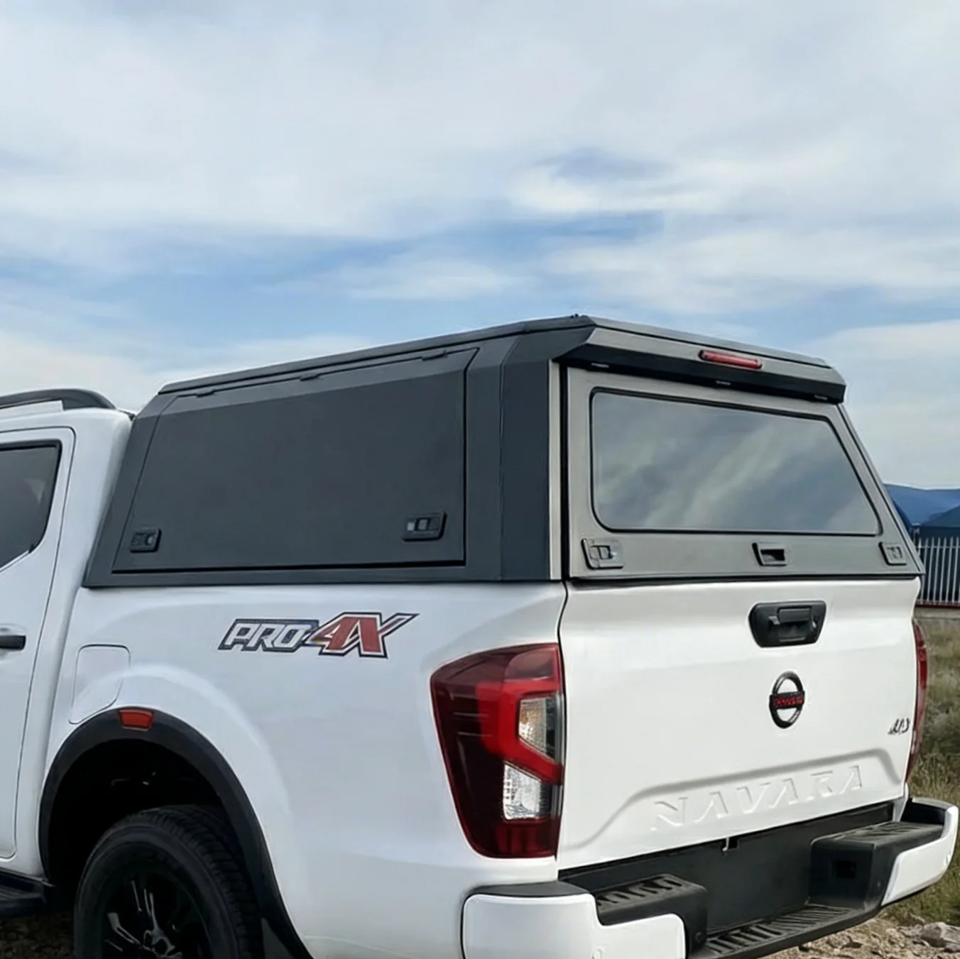 

Водонепроницаемый алюминиевый стальной тент-кунг для пикапа Dream Garage 4x4 с креплением для багажника, подходит для NP300 2015+/ Navara 2016