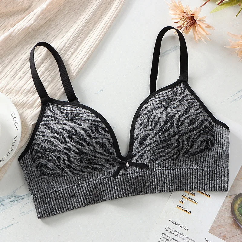 Spring Summer  No Steel Ring Soft and Comfortable Thin Girls Bra Student Underwear Adjustment Triangle Cup Girl Bra Brasieres