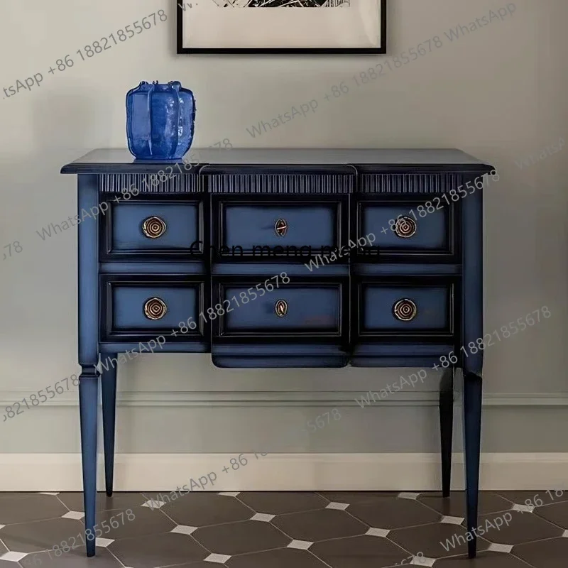 

Входной шкаф в стиле ретро, встроенный вход, обращенная дверью, у стены, шкаф для коридора.