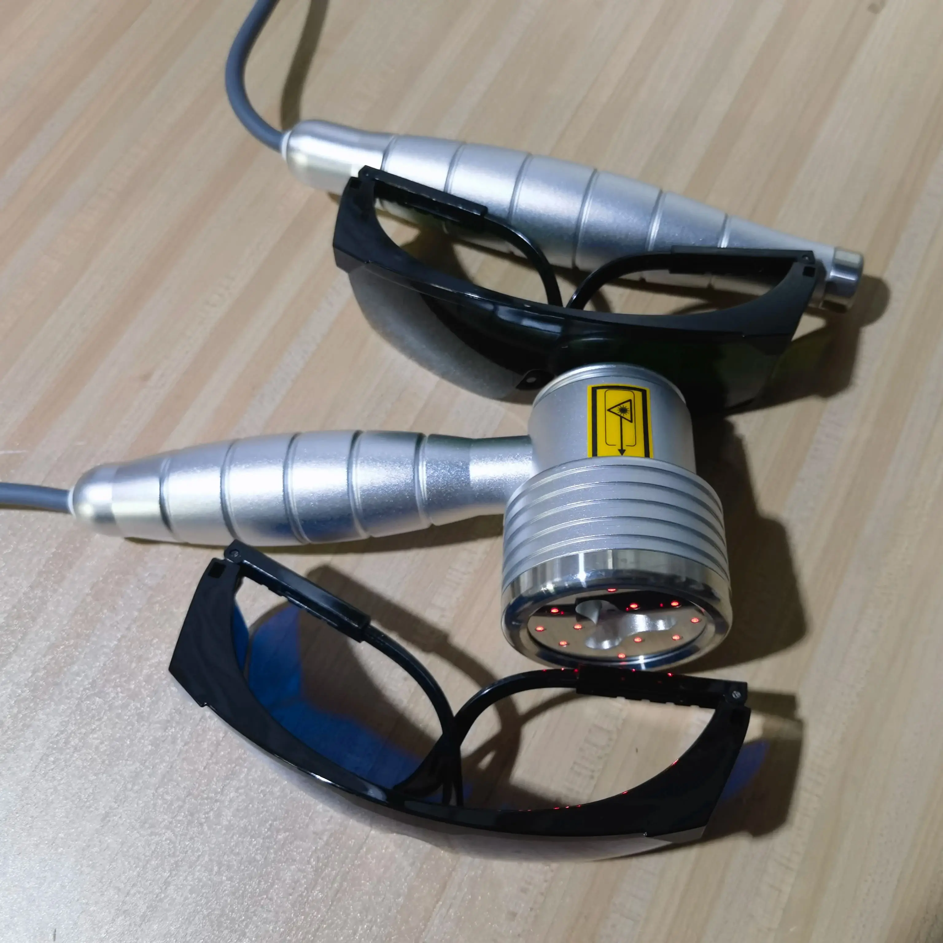 

Professional 808nm Low Level Laser Therapy (LLLT) Device - Body Pain Relief, Joint & Muscle Recovery, Home Care Gift