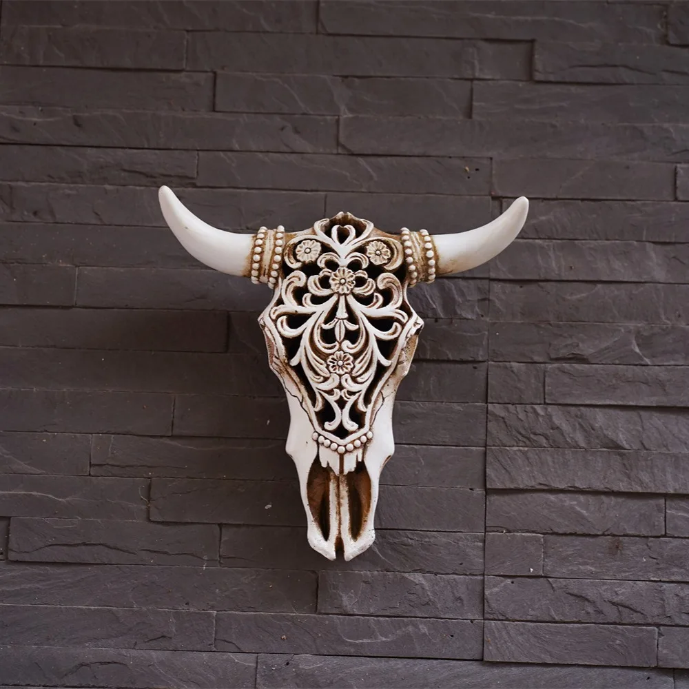 Retro Bull Skull Ornaments 3D Hollow Animal Sculpture Resin Longhorn Cow Head Crafts Wall Hanging Decoration Home Decor Figurine