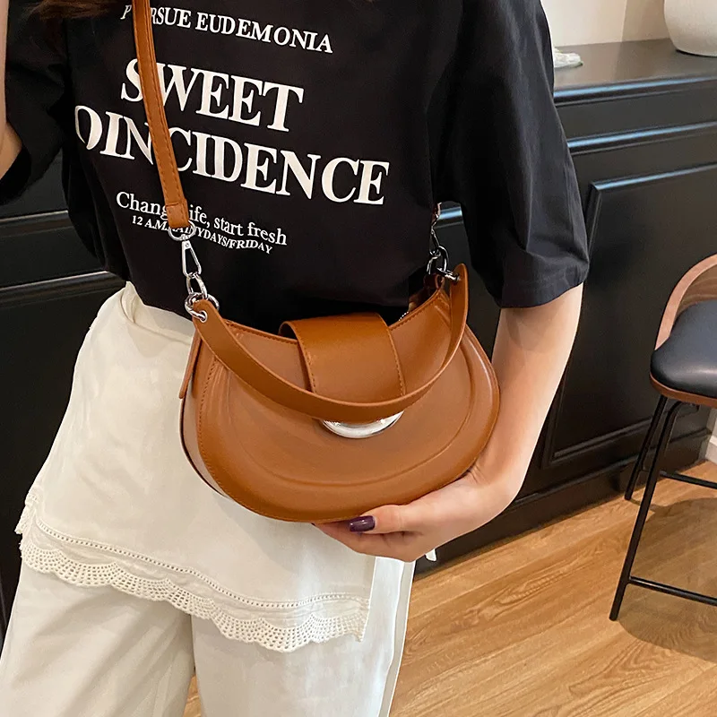 

Summer Crossbody Bag, Casual Underarm Purse for Women, Fashion Shoulder Tote, Minimalist Day to Night Bag, Textured Sling Bag