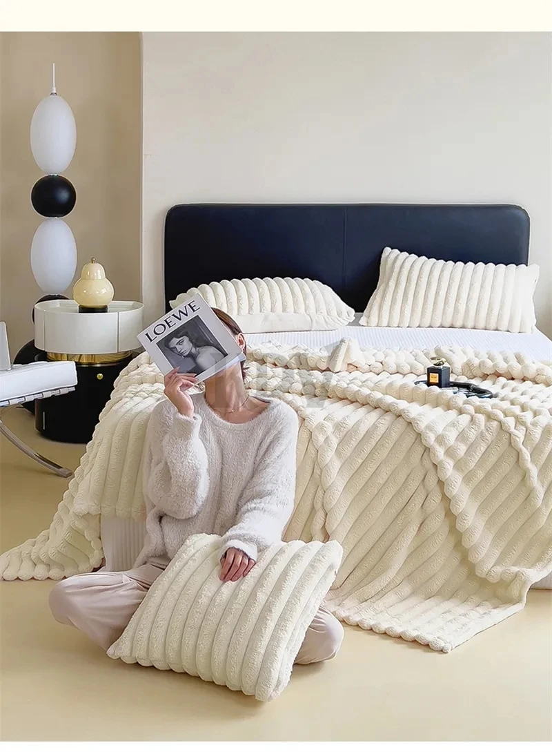 Luxury Soft Faux Rabbit Fur Throw Blanket Fluffy Warm Solid Color Plush Blanket for Sofa Bed Single Double Spring Autumn Plaid