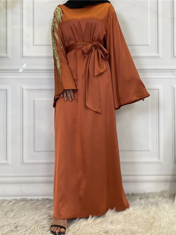 Ramadan Eid Islamic Robes Beading Silky Fancy Full Muslim Dress French Stylish Modesty Muslim Abayas With Belt wy658