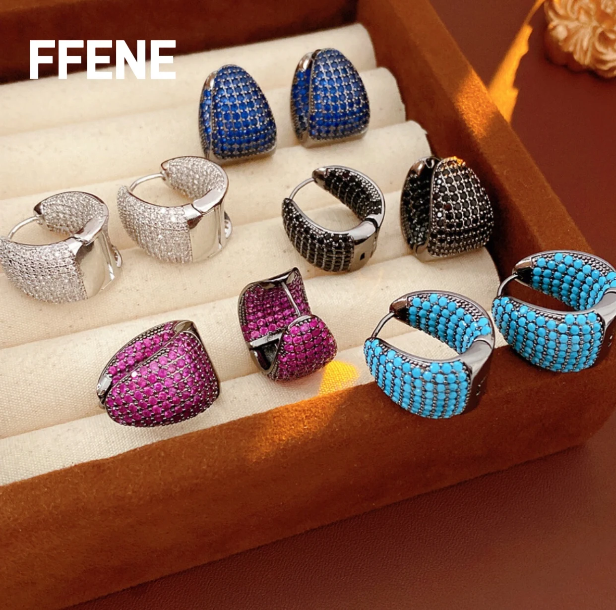 

[Special] European and American colored zircon C-shaped ear clip exquisite and fashionable earrings luxurious and high-end feel