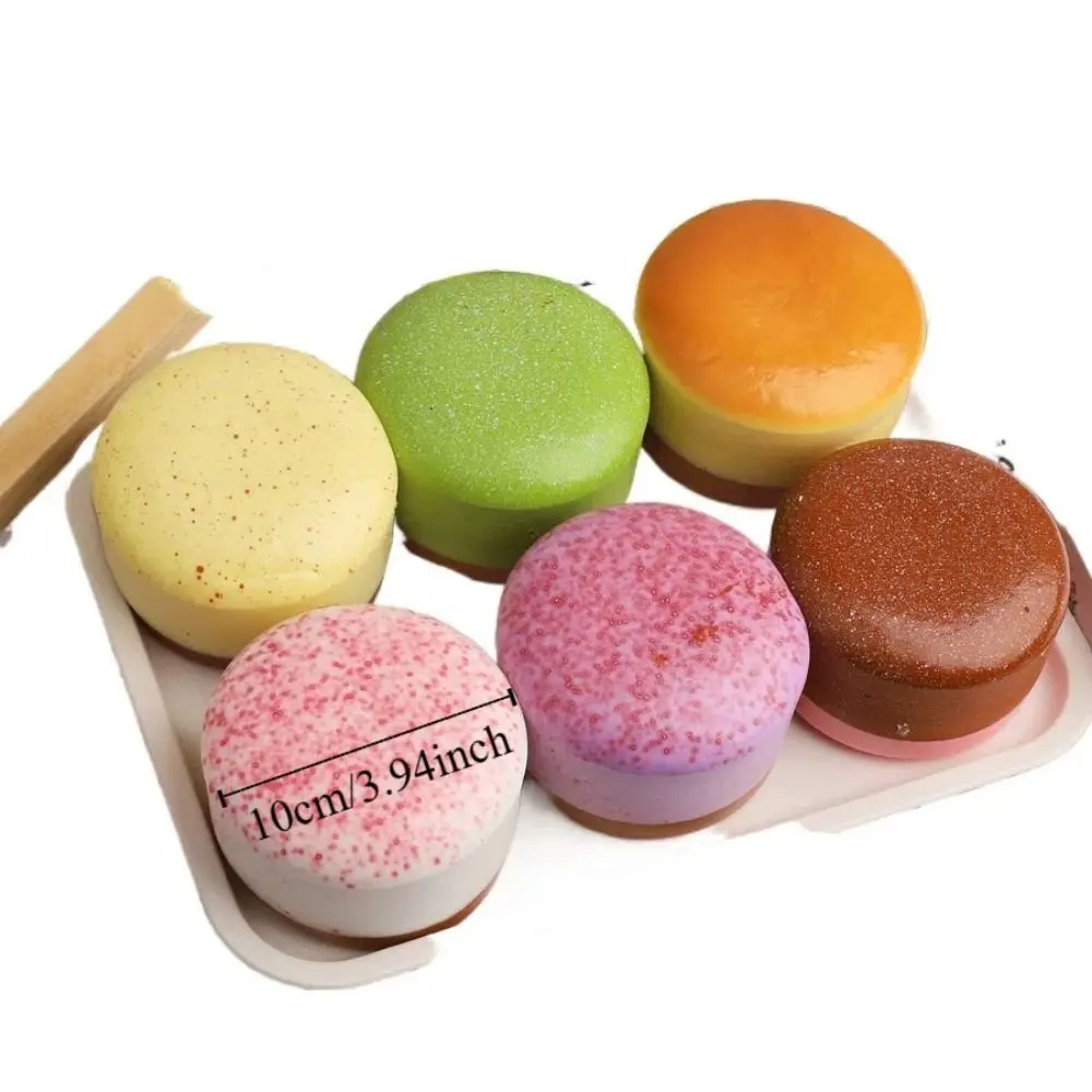 Simulazione Cibo Cibo Cotto Pizzico Giocattolo Croissant Sbuffi Torta di Formaggio Dessert A Forma di Spremere Giocattolo Creativo Uovo Fritto Giocattolo di Rimbalzo Lento