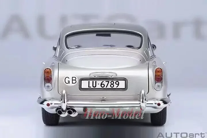 AUTOart 1:18 voor Aston Martin DB5 legering gegoten modelauto simulatie speelgoed jongens verjaardagscadeaus hobby display ornamenten zilver