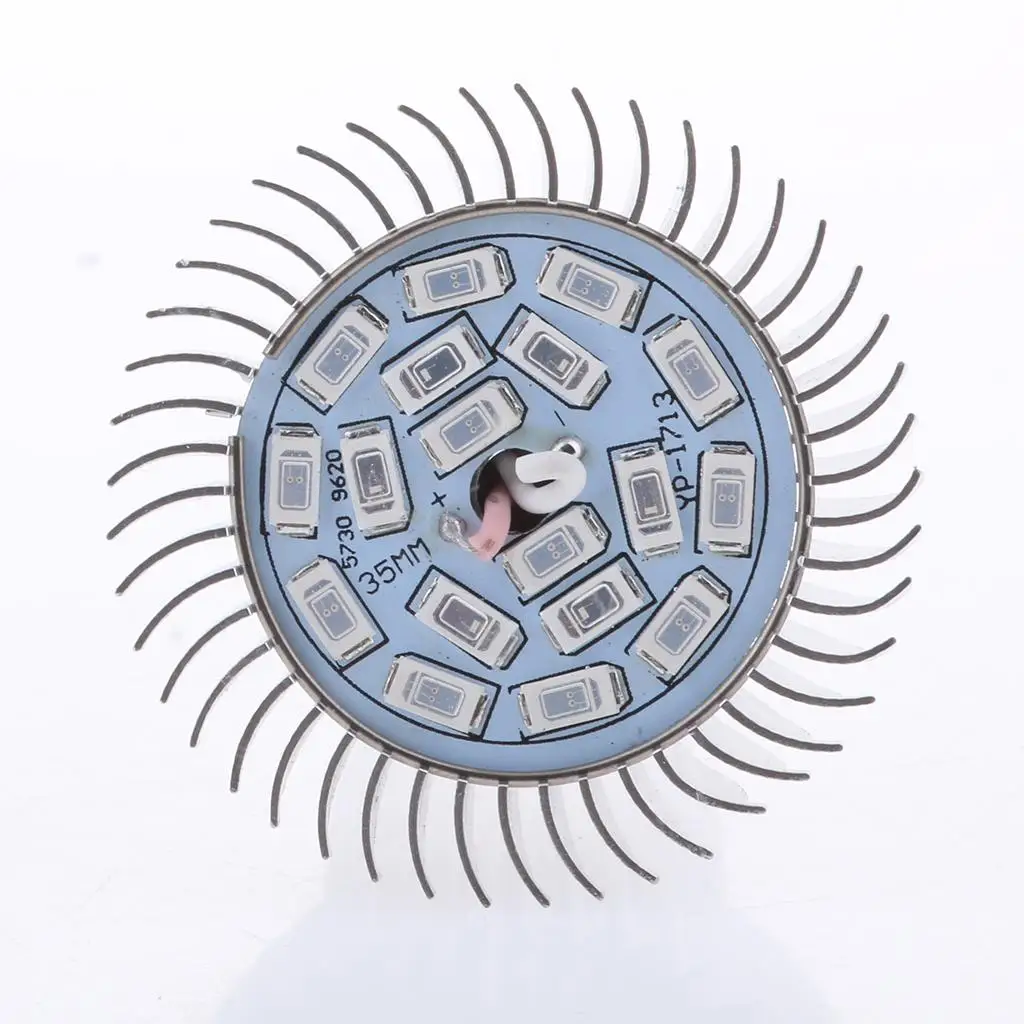 lampadas-led-para-cultivo-de-plantas-modelo-e27-com-espectro-de-luz-vermelha-e-azul-estrutura-em-aluminio-ideais-para-ambientes-com-pouca-luz-dias-nublados-ou-chuvosos-e-para-jardins-interiores