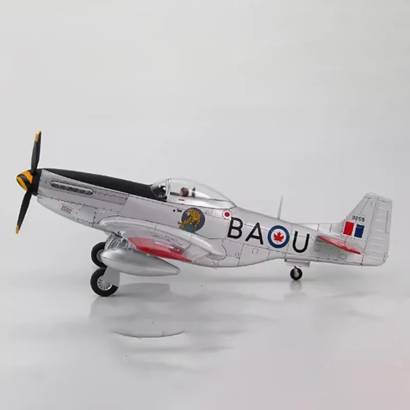 Diecast 1:48 Scale P-51D Mustang fighter Canadian Air Force Alloy Finished Simulation Model Souvenir Gifts For Adult Boy