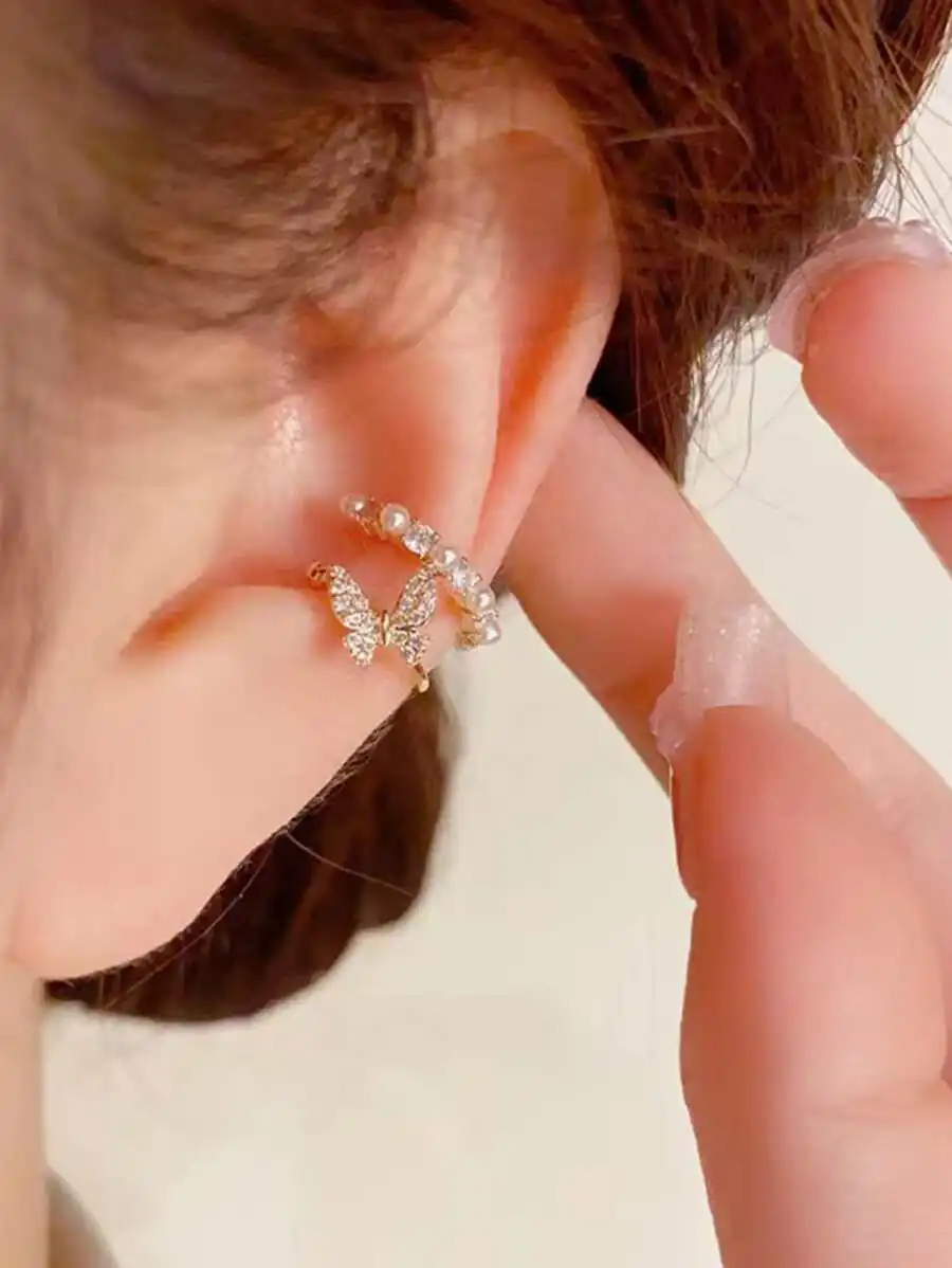 

Non-Piercing Butterfly Ear Cuff With Sparkling Cubic Zirconia And Imitation Pearls For Women