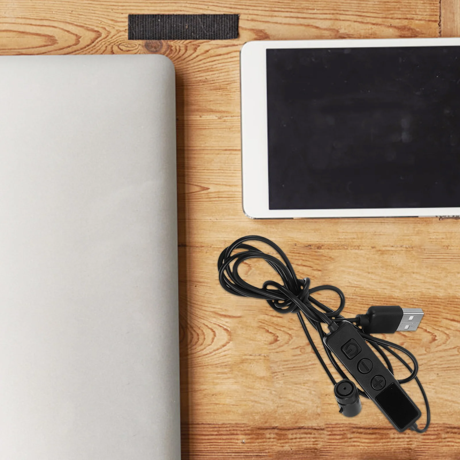 Clicker per schermo automatico Dito meccanico compatto per smartphone Tablet Dispositivo di clic automatico Strumento di tocco rapido per live