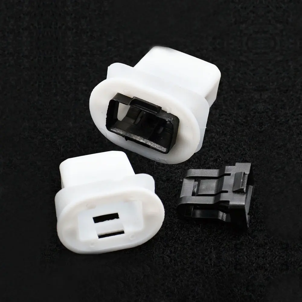 

2pcs Plastic Rear Seat Cushion Pad Clip Rear Seat Clips Seat Fixed Buckle Fastener White for Audi A3 A4 A5 A6 A7 A8 Q3 Q5 Q7 Q8