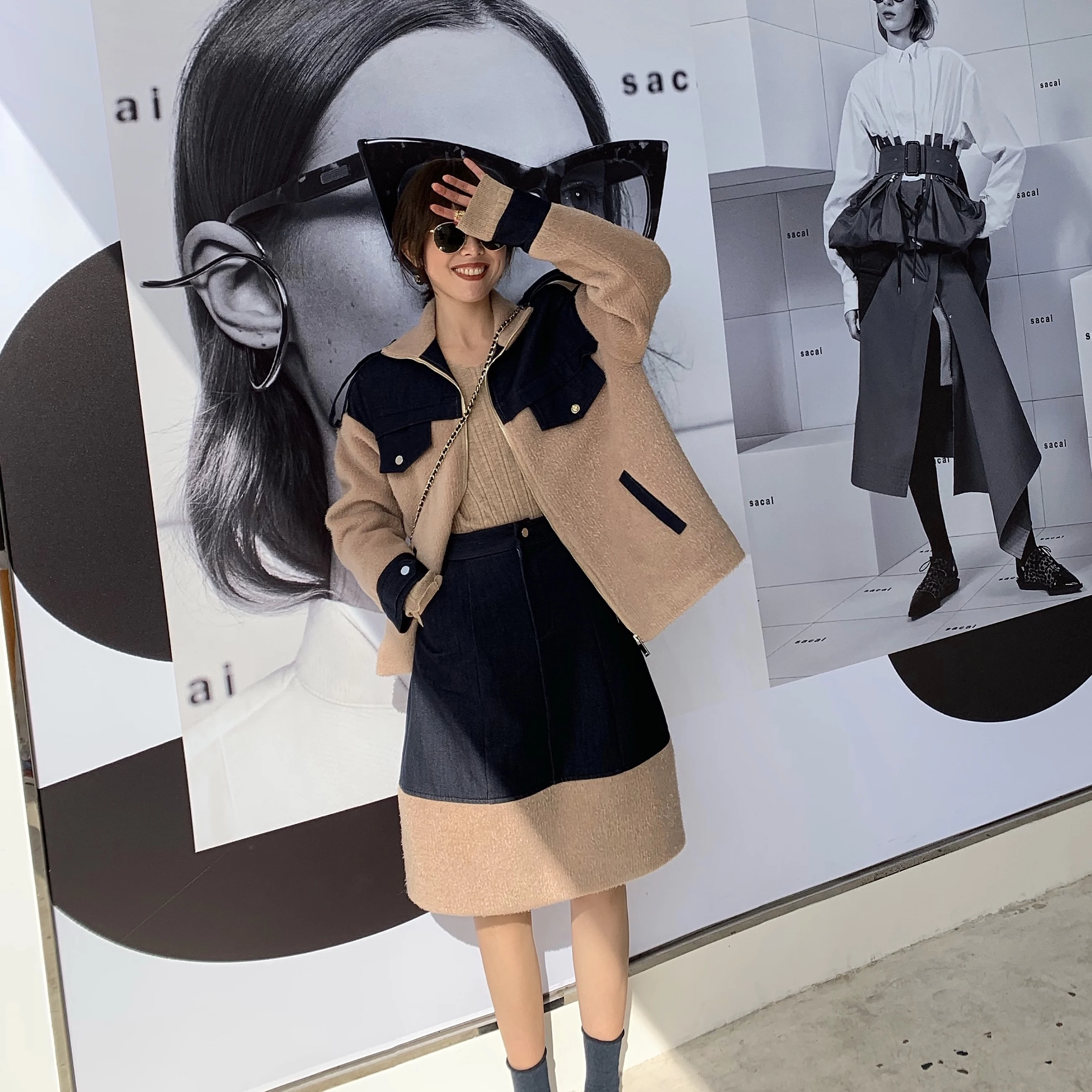 

Faionable Two-Piece Denim Skirt Set with Feathers Polyester Blend for Women in Their 20s And 30s Winter 209 Collection