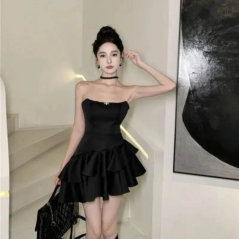 Birthday Dress Sleeveless Bra Black Dress Design Elegant Gathering Fashion Layered Irregular Cake Fluffy Dress 2024 New