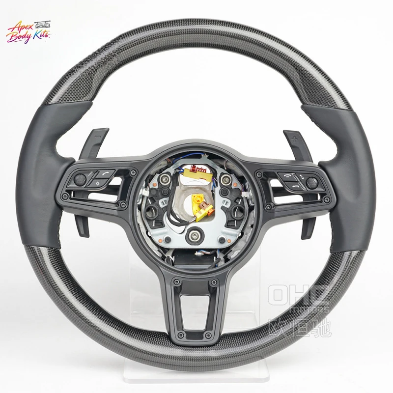 Suitable for  Porsche Cayenne GT 4.0T 2015-2023models, with a round top and round bottom, 3K plain weave glossy car steering whe