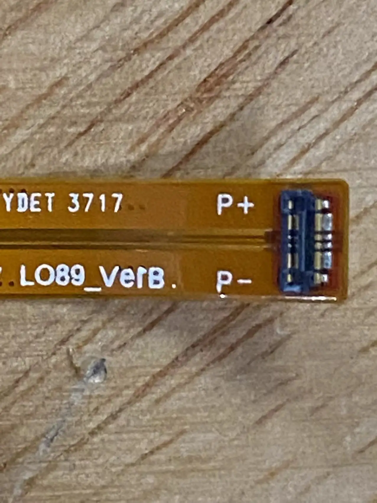 Batteria per laptop con alimentazione affidabile con fibbia L17D1P35 da 3000 mAh per tablet Lenovo Ideapad Pad