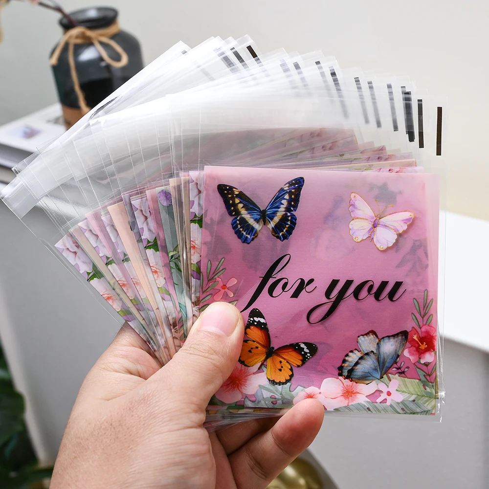 100 Stück Selbstklebende Klare Plastiktüten mit Schmetterlings- und Blumendruck "Für Dich" für Armbänder, Halsketten, Selbstversiegelnde Schmuckbeutel – Detail 3