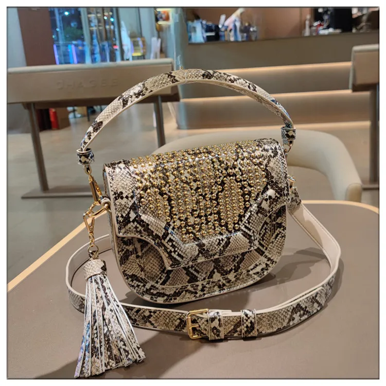

Real Split Leather Small Women Bag Luxury Fashion Sac A Main Femme Casual Rivet Tassel Saddle Shoulder Bag Crossbody