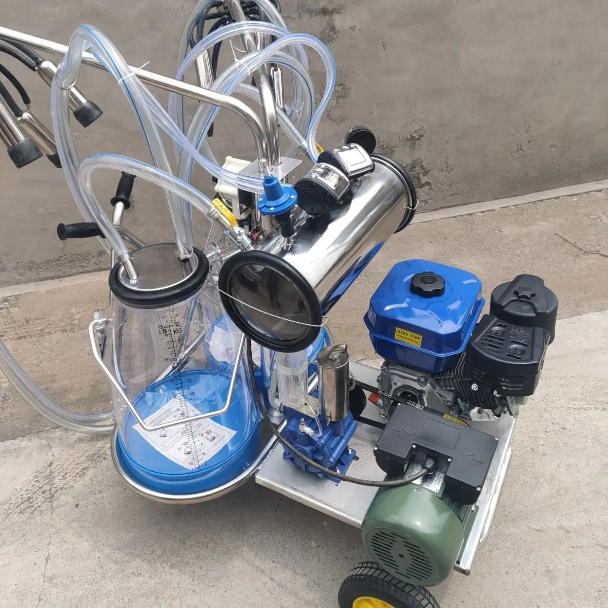 

Single Bucket Portable Milking Machine for Electric Cow New Condition