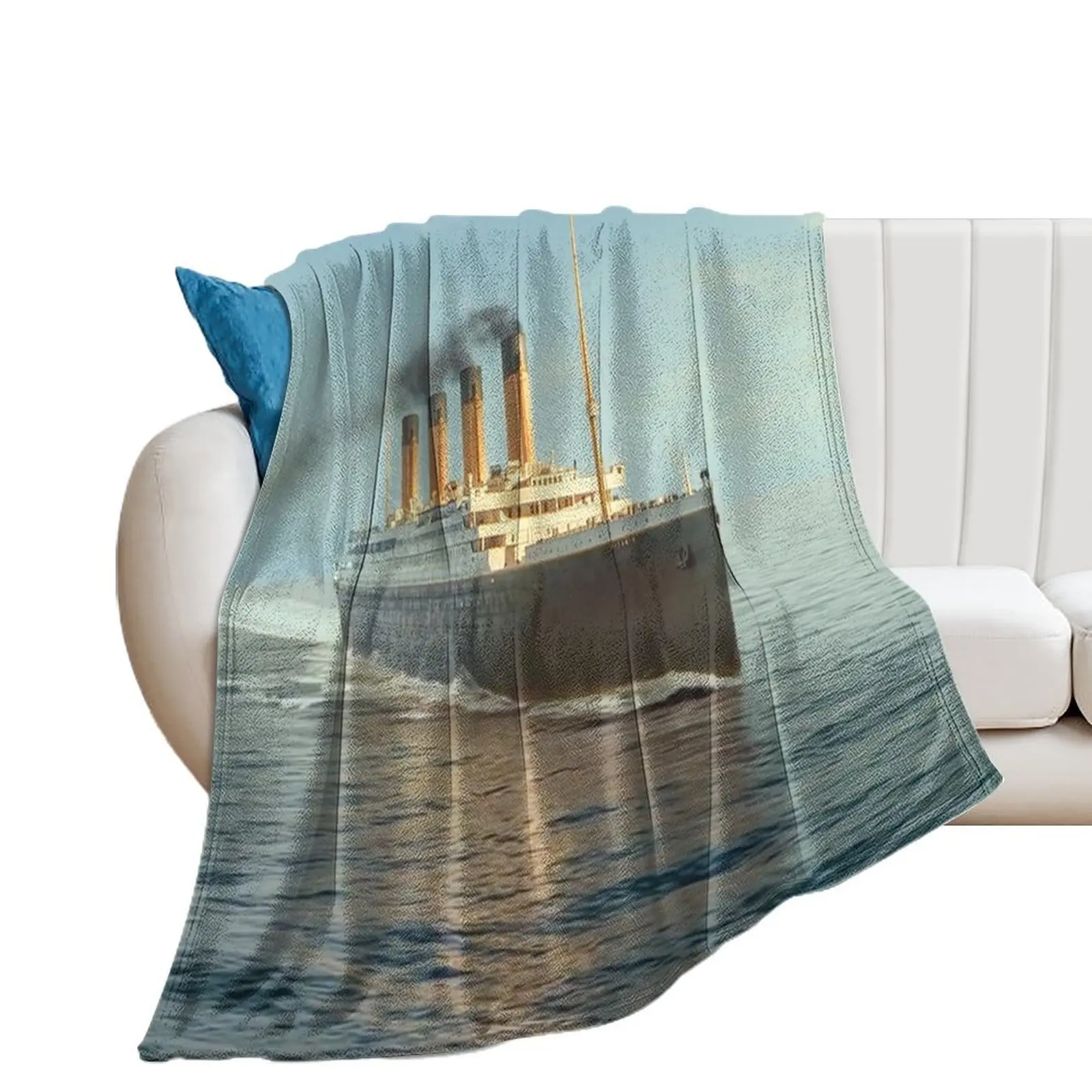 

The RMS Titanic Throw Blanket for winter Decoratives Blankets